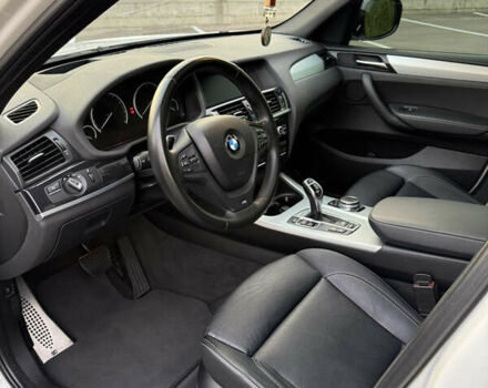 Білий БМВ Х3, об'ємом двигуна 2.98 л та пробігом 132 тис. км за 17500 $, фото 15 на Automoto.ua