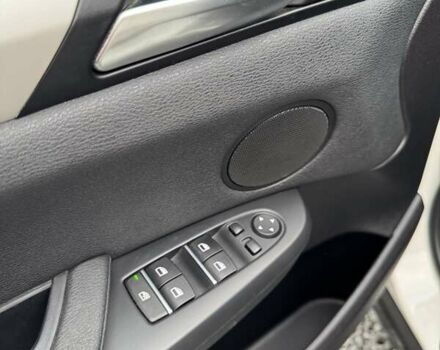 Білий БМВ Х3, об'ємом двигуна 2 л та пробігом 179 тис. км за 12800 $, фото 9 на Automoto.ua