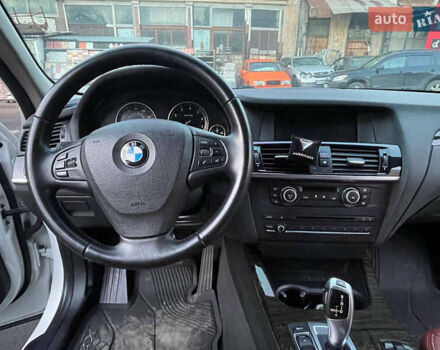 Белый БМВ Х3, объемом двигателя 2 л и пробегом 247 тыс. км за 11300 $, фото 14 на Automoto.ua