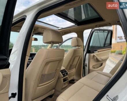 Белый БМВ Х3, объемом двигателя 2 л и пробегом 179 тыс. км за 12950 $, фото 69 на Automoto.ua