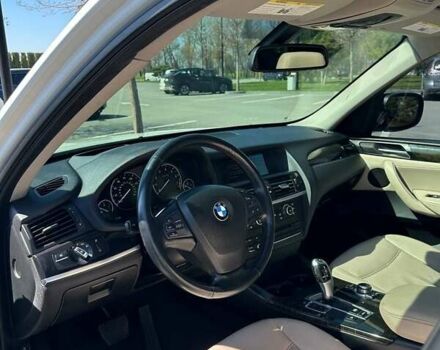 БМВ Х3 2013 в Днепре (Днепропетровске) на Automoto.ua Белый БМВ Х3, объемом двигателя 2 л и пробегом 306 тыс. км за 12000 $, фото 6 на Automoto.ua