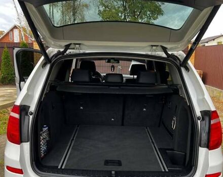 Белый БМВ Х3, объемом двигателя 2 л и пробегом 220 тыс. км за 13600 $, фото 6 на Automoto.ua