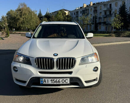 Белый БМВ Х3, объемом двигателя 3 л и пробегом 213 тыс. км за 14000 $, фото 1 на Automoto.ua
