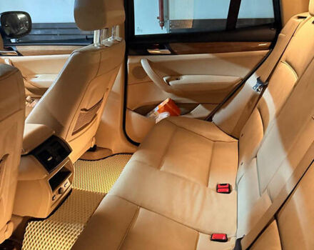 Белый БМВ Х3, объемом двигателя 2 л и пробегом 220 тыс. км за 16700 $, фото 6 на Automoto.ua