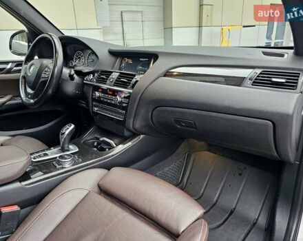 Білий БМВ Х3, об'ємом двигуна 2 л та пробігом 151 тис. км за 19999 $, фото 19 на Automoto.ua