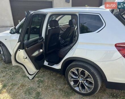 Белый БМВ Х3, объемом двигателя 2 л и пробегом 106 тыс. км за 22800 $, фото 5 на Automoto.ua