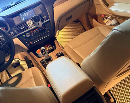 Белый БМВ Х3, объемом двигателя 2 л и пробегом 220 тыс. км за 16700 $, фото 4 на Automoto.ua