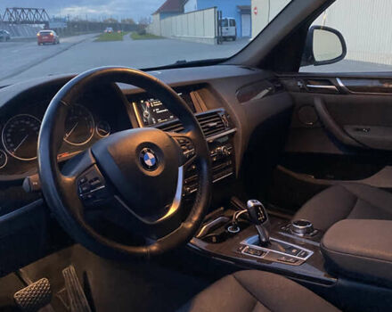 Белый БМВ Х3, объемом двигателя 2 л и пробегом 155 тыс. км за 15200 $, фото 13 на Automoto.ua