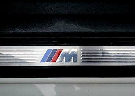 Білий БМВ Х3, об'ємом двигуна 2 л та пробігом 151 тис. км за 19999 $, фото 28 на Automoto.ua