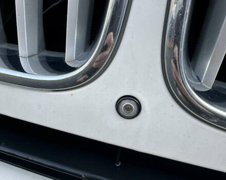 Білий БМВ Х3, об'ємом двигуна 2 л та пробігом 160 тис. км за 21500 $, фото 5 на Automoto.ua