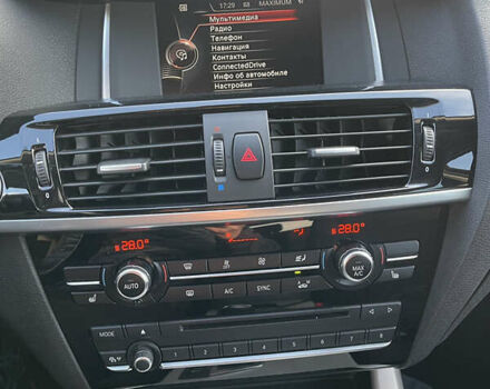 Білий БМВ Х3, об'ємом двигуна 2 л та пробігом 188 тис. км за 19800 $, фото 12 на Automoto.ua