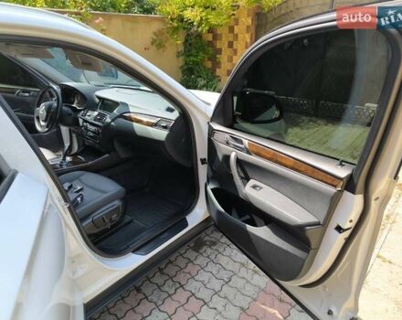 Белый БМВ Х3, объемом двигателя 2 л и пробегом 253 тыс. км за 15500 $, фото 4 на Automoto.ua