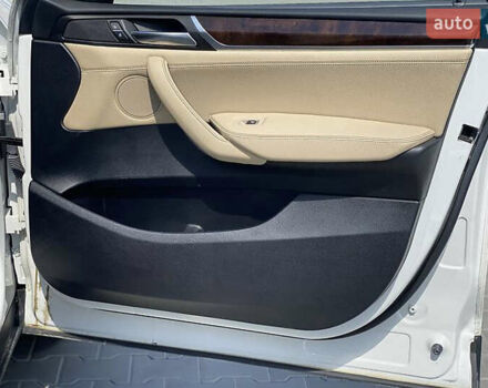 Білий БМВ Х3, об'ємом двигуна 2 л та пробігом 159 тис. км за 19200 $, фото 20 на Automoto.ua