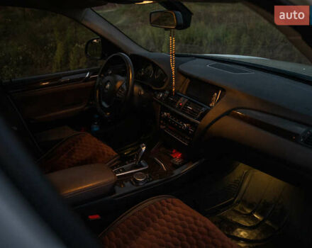 Белый БМВ Х3, объемом двигателя 2.99 л и пробегом 140 тыс. км за 25000 $, фото 8 на Automoto.ua