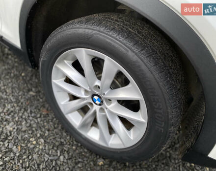 Белый БМВ Х3, объемом двигателя 3 л и пробегом 188 тыс. км за 15400 $, фото 93 на Automoto.ua