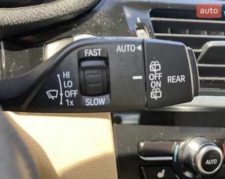 Білий БМВ Х3, об'ємом двигуна 2 л та пробігом 159 тис. км за 19200 $, фото 30 на Automoto.ua