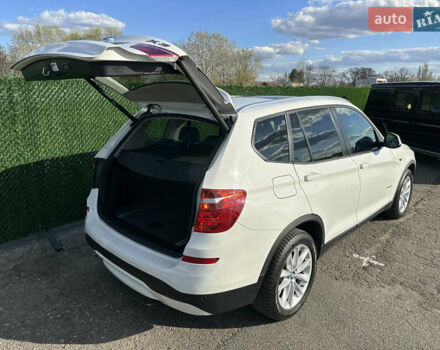 Білий БМВ Х3, об'ємом двигуна 2 л та пробігом 104 тис. км за 17500 $, фото 24 на Automoto.ua