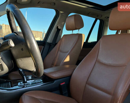 Білий БМВ Х3, об'ємом двигуна 2.98 л та пробігом 178 тис. км за 16650 $, фото 6 на Automoto.ua