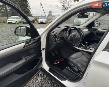 Білий БМВ Х3, об'ємом двигуна 2 л та пробігом 267 тис. км за 14250 $, фото 11 на Automoto.ua