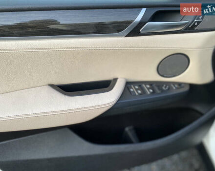 Белый БМВ Х3, объемом двигателя 3 л и пробегом 188 тыс. км за 15400 $, фото 64 на Automoto.ua
