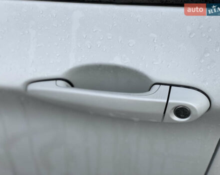 Белый БМВ Х3, объемом двигателя 3 л и пробегом 188 тыс. км за 15400 $, фото 49 на Automoto.ua