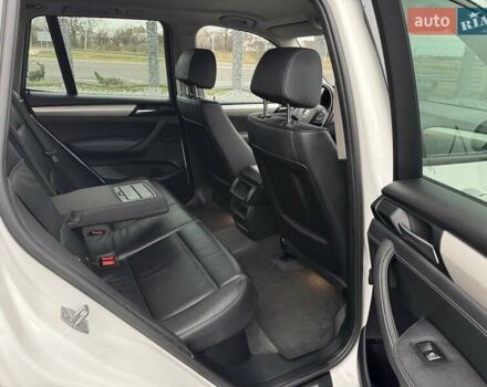 Білий БМВ Х3, об'ємом двигуна 2 л та пробігом 267 тис. км за 14250 $, фото 17 на Automoto.ua