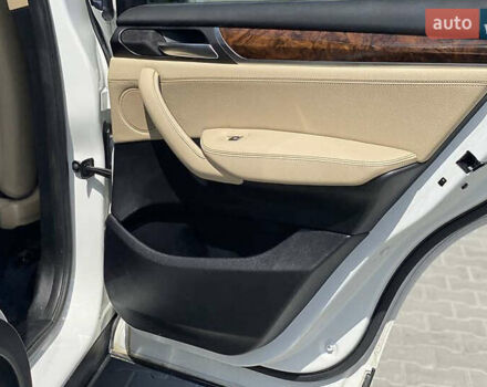 Білий БМВ Х3, об'ємом двигуна 2 л та пробігом 159 тис. км за 19200 $, фото 19 на Automoto.ua