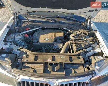 Белый БМВ Х3, объемом двигателя 2 л и пробегом 128 тыс. км за 2400 $, фото 9 на Automoto.ua