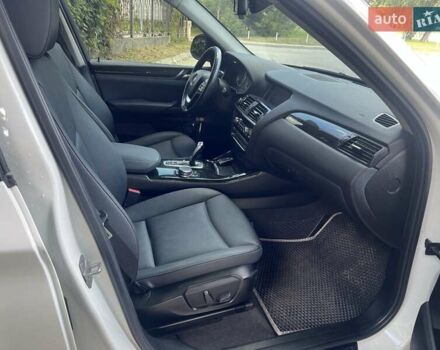 Білий БМВ Х3, об'ємом двигуна 2 л та пробігом 181 тис. км за 19200 $, фото 3 на Automoto.ua