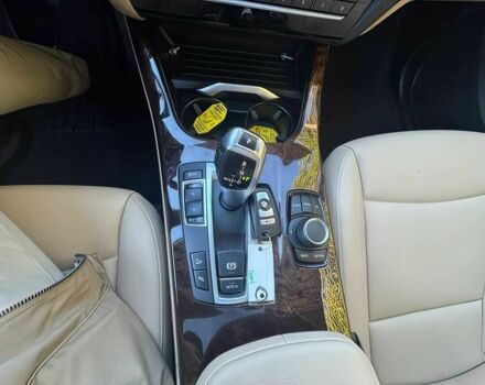 Білий БМВ Х3, об'ємом двигуна 2 л та пробігом 75 тис. км за 9900 $, фото 8 на Automoto.ua