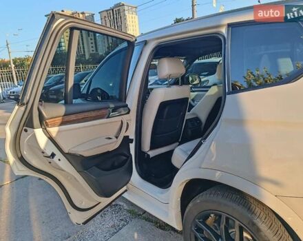 Білий БМВ Х3, об'ємом двигуна 3 л та пробігом 88 тис. км за 24740 $, фото 19 на Automoto.ua