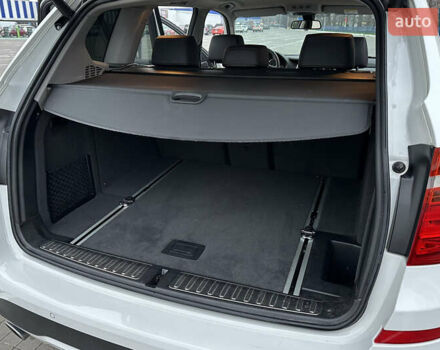 Білий БМВ Х3, об'ємом двигуна 2 л та пробігом 54 тис. км за 22500 $, фото 31 на Automoto.ua