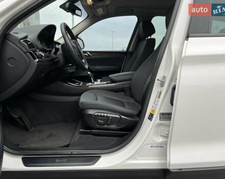 Білий БМВ Х3, об'ємом двигуна 2 л та пробігом 185 тис. км за 15700 $, фото 31 на Automoto.ua