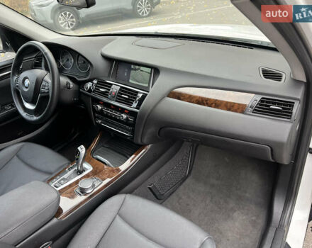 Білий БМВ Х3, об'ємом двигуна 2 л та пробігом 185 тис. км за 15700 $, фото 57 на Automoto.ua