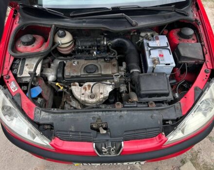 Білий БМВ Х3, об'ємом двигуна 2 л та пробігом 176 тис. км за 18000 $, фото 14 на Automoto.ua