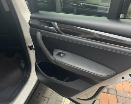 Білий БМВ Х3, об'ємом двигуна 2 л та пробігом 133 тис. км за 24000 $, фото 7 на Automoto.ua