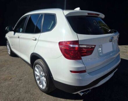 Білий БМВ Х3, об'ємом двигуна 2 л та пробігом 77 тис. км за 10000 $, фото 5 на Automoto.ua