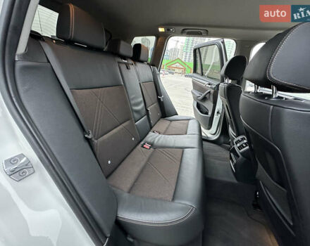 Білий БМВ Х3, об'ємом двигуна 2 л та пробігом 54 тис. км за 22500 $, фото 39 на Automoto.ua