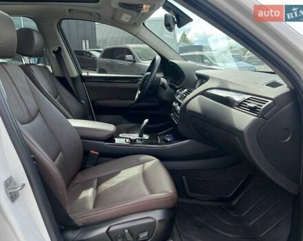Білий БМВ Х3, об'ємом двигуна 2 л та пробігом 96 тис. км за 14500 $, фото 42 на Automoto.ua