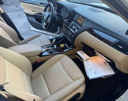 Білий БМВ Х3, об'ємом двигуна 2 л та пробігом 75 тис. км за 9900 $, фото 9 на Automoto.ua