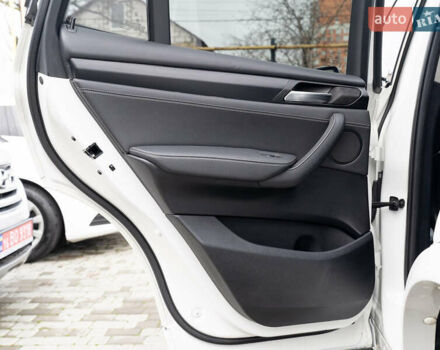 Белый БМВ Х3, объемом двигателя 2 л и пробегом 123 тыс. км за 23300 $, фото 30 на Automoto.ua