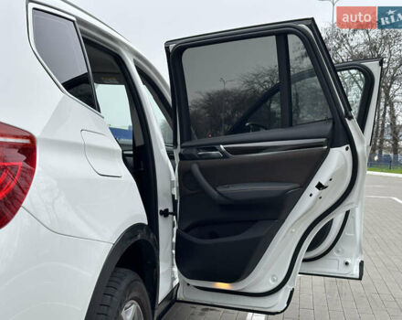 Білий БМВ Х3, об'ємом двигуна 2 л та пробігом 54 тис. км за 22500 $, фото 37 на Automoto.ua
