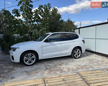 Белый БМВ Х3, объемом двигателя 3 л и пробегом 94 тыс. км за 25500 $, фото 4 на Automoto.ua