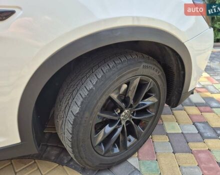 Белый БМВ Х3, объемом двигателя 2 л и пробегом 160 тыс. км за 17900 $, фото 5 на Automoto.ua