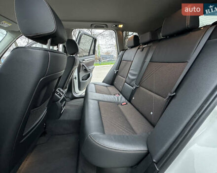 Білий БМВ Х3, об'ємом двигуна 2 л та пробігом 54 тис. км за 22500 $, фото 4 на Automoto.ua