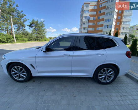 Белый БМВ Х3, объемом двигателя 2 л и пробегом 114 тыс. км за 28000 $, фото 2 на Automoto.ua
