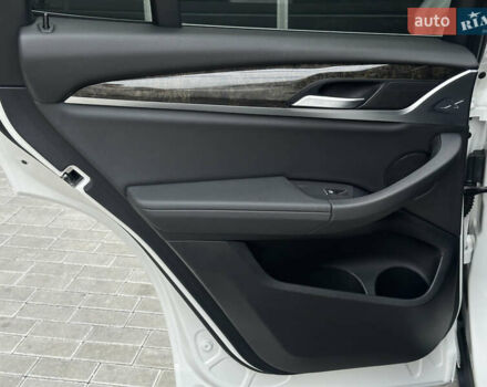 Білий БМВ Х3, об'ємом двигуна 2 л та пробігом 220 тис. км за 23500 $, фото 37 на Automoto.ua