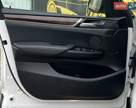 Белый БМВ Х3, объемом двигателя 2 л и пробегом 106 тыс. км за 19000 $, фото 10 на Automoto.ua