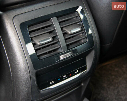 Білий БМВ Х3, об'ємом двигуна 2 л та пробігом 60 тис. км за 26500 $, фото 38 на Automoto.ua