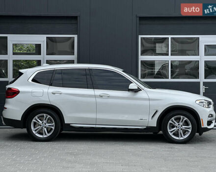 Білий БМВ Х3, об'ємом двигуна 2 л та пробігом 220 тис. км за 23500 $, фото 5 на Automoto.ua